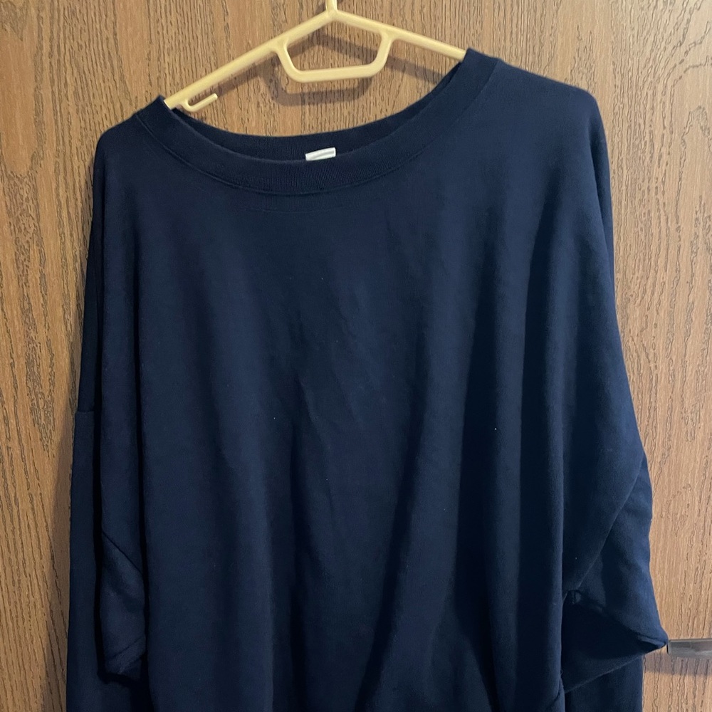 GAP navy blue crew neck sweater